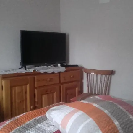 Signora Elvira Bed & Breakfast Capriana